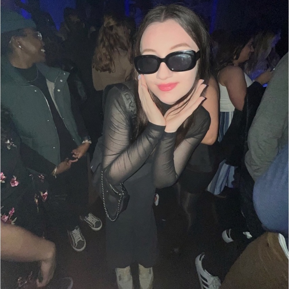 Meet your Posher, Tori